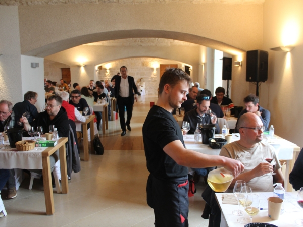 Le championnat de France de dégustation de vin dans le temple du fromage 
