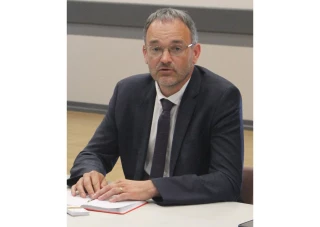 « Respecter un équilibre entre réglementation et conseil »